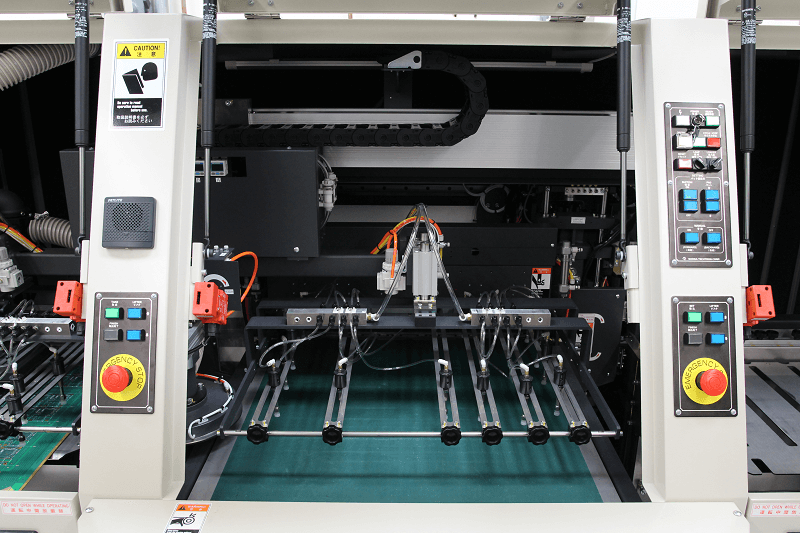 Image of Scoring Machine for Microwave PCB